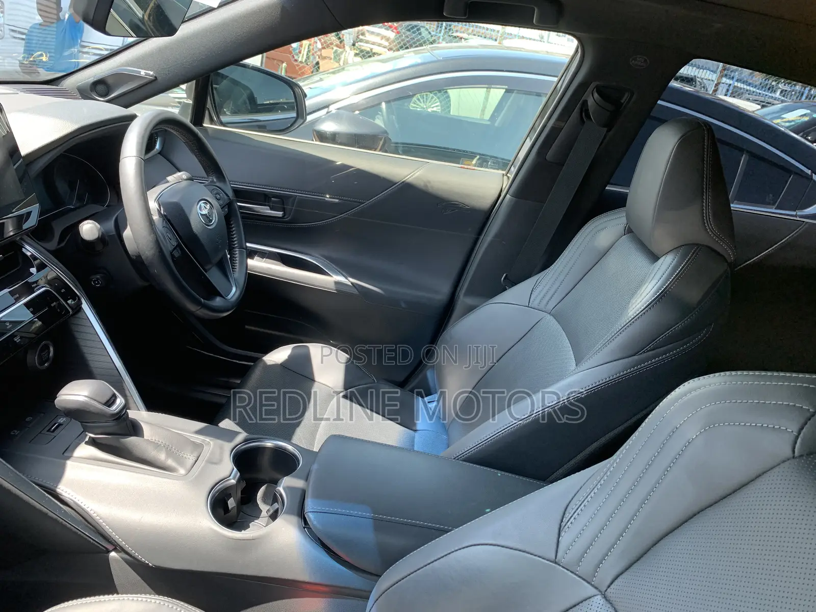 Toyota Harrier 2.0 4WD 2021 Black