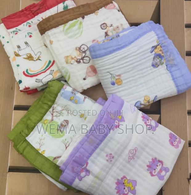 Baby Muslin Shawl/Swaddle Blanket (1m×1.5m) - thumbnail 4