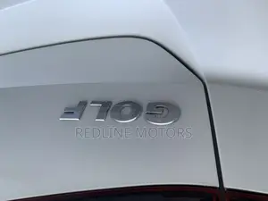 Volkswagen Golf TSI S FWD 2018 Off white