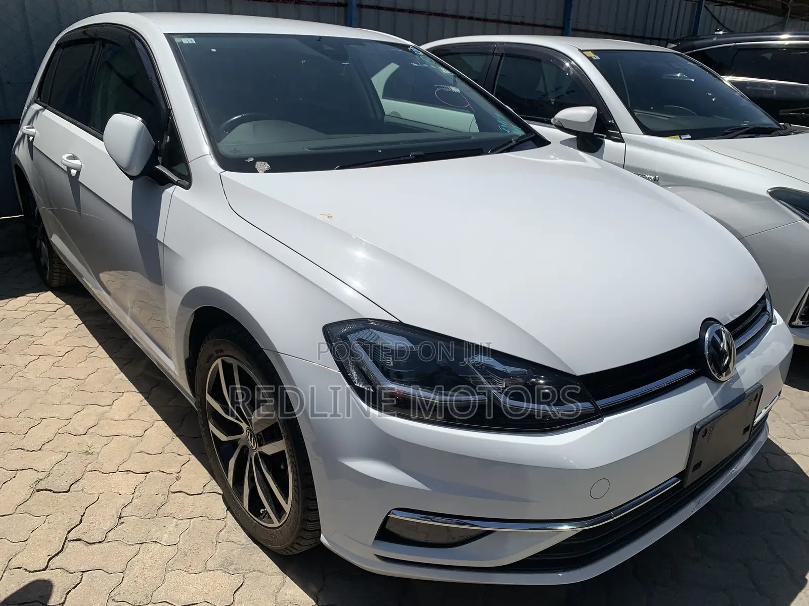 Volkswagen Golf TSI S FWD 2018 Off white