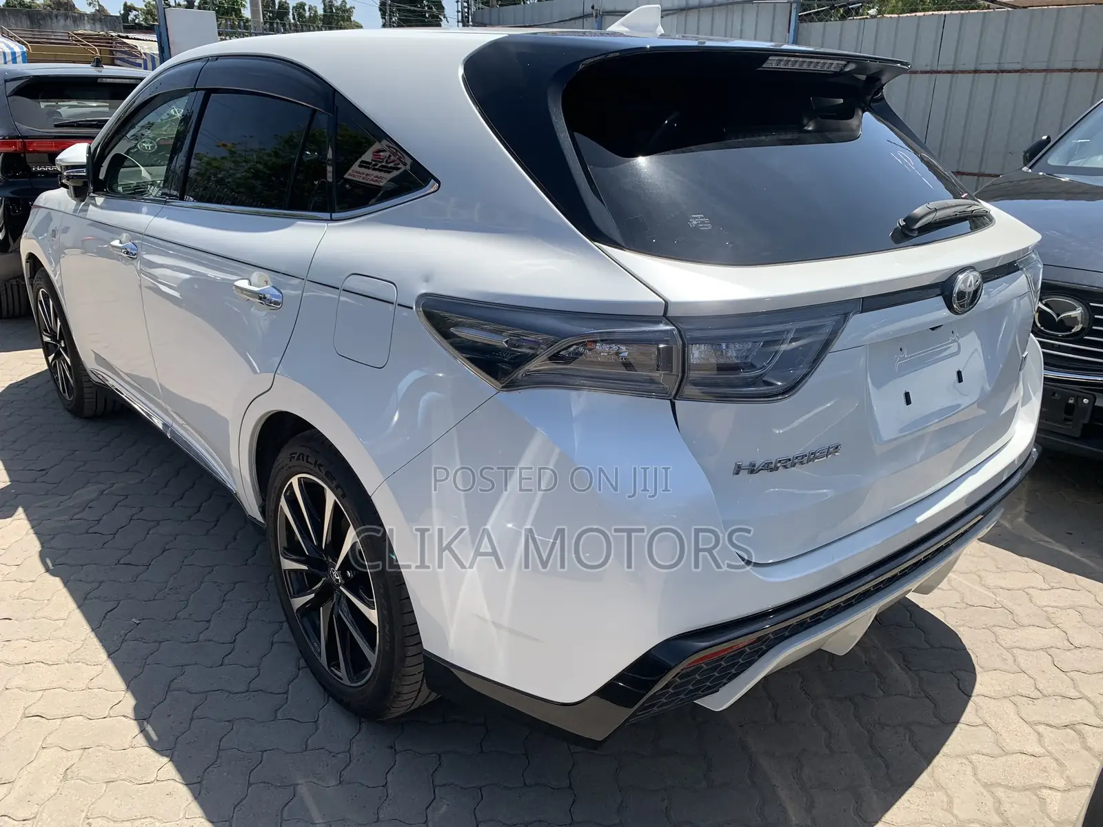 Toyota Harrier 2.0 Turbo 2018 Pearl