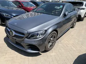 Mercedes-Benz C200 2018 Gray