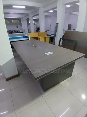 Premium Wood Finish Showroom Quality Boardroom Table