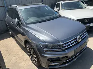 Volkswagen Tiguan 2018 Silver