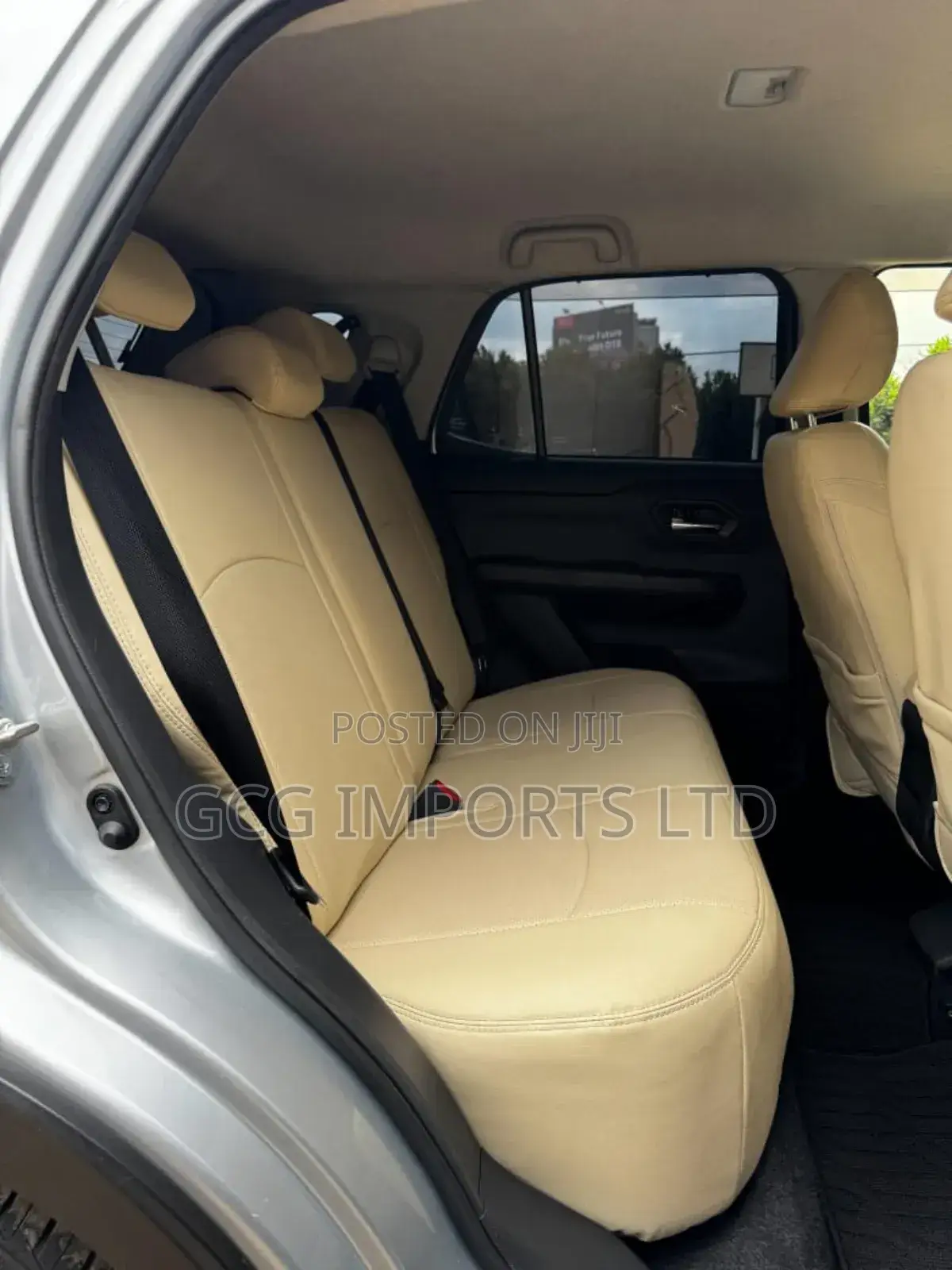 Daihatsu Rocky 2019 White