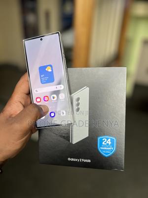 Samsung Galaxy Z Fold6 512 GB Silver - main view