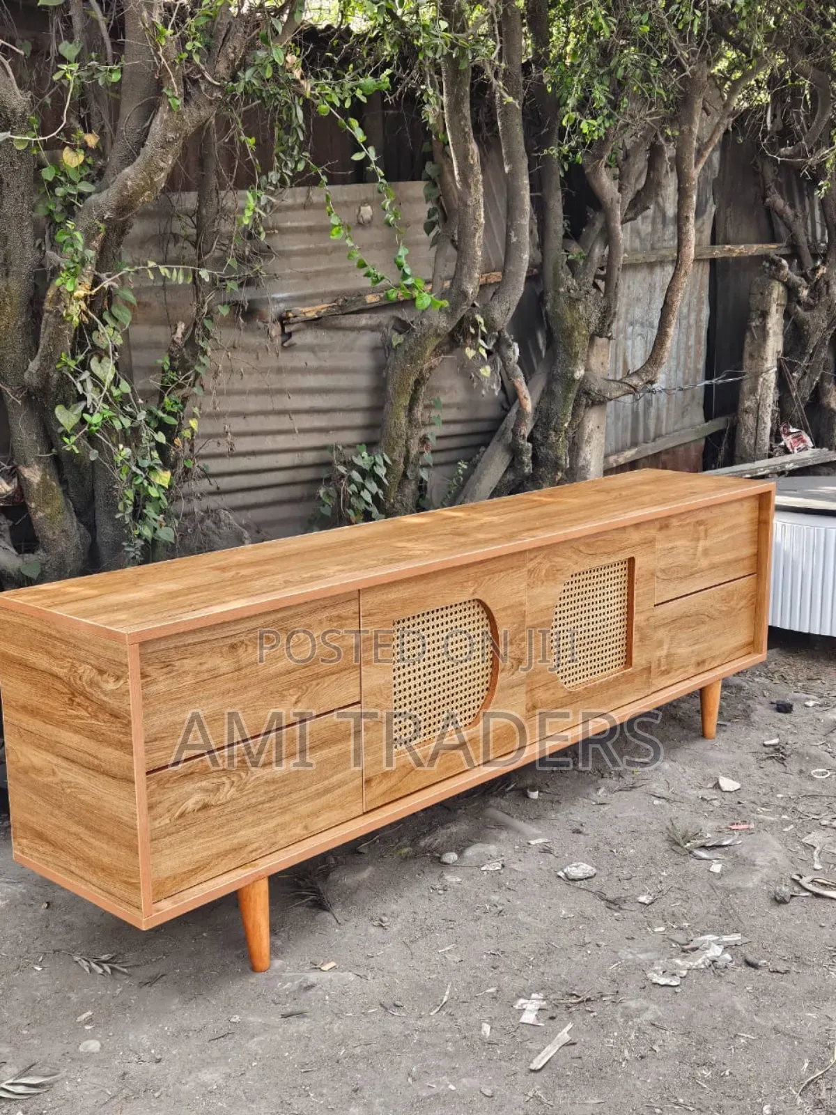 Primax Tv Stand