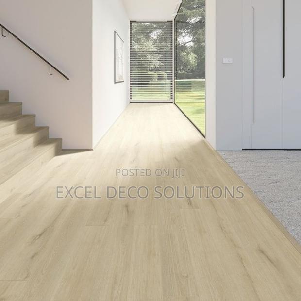 Affordable Durable Laminate Floor Boards | Interlock System - main view