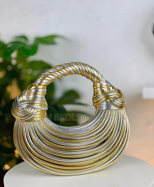 Fancy Women's Handbag - thumbnail 2