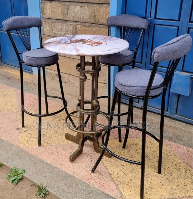Gray Bar Set Chairs and a Table - thumbnail 2