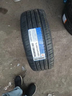 Goodaderd 225/45r18