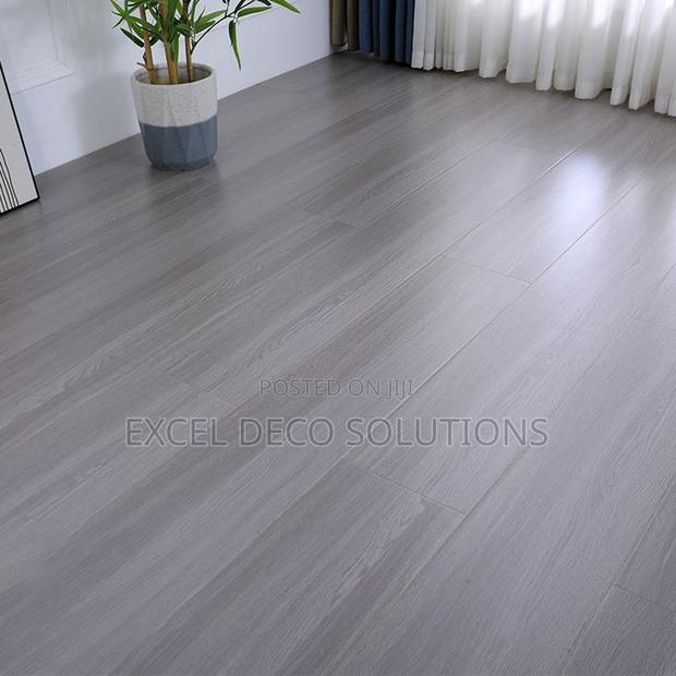 Stylish Laminate Floor Boards | 8mm 12mm | Low Maintenance