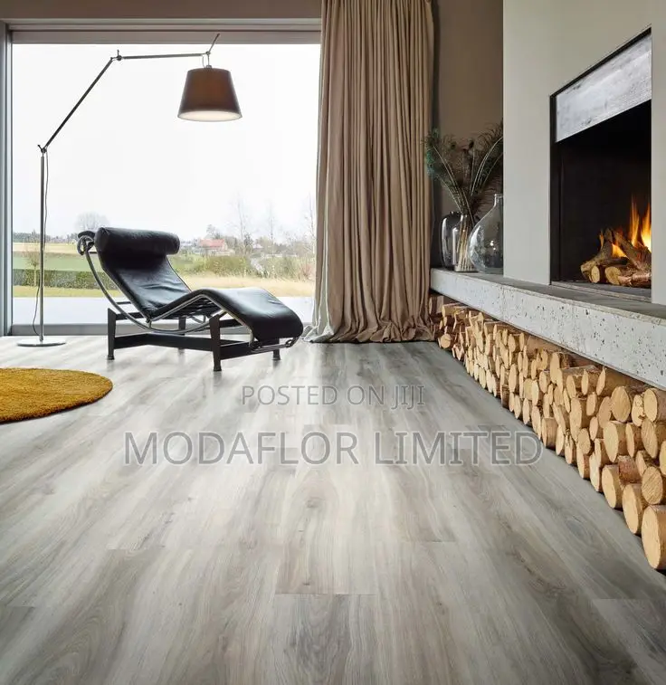 Modern Finish Laminate Flooring | 8mm 12mm Boards