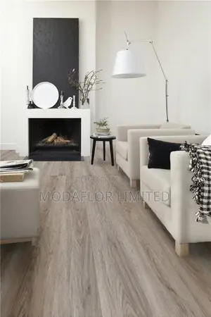 Scratch-Resistant Laminate Floor Boards – 8mm 12mm