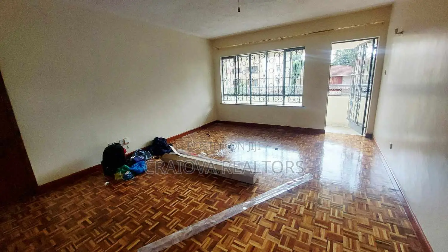 3bdrm Apartment in State House Area for sale