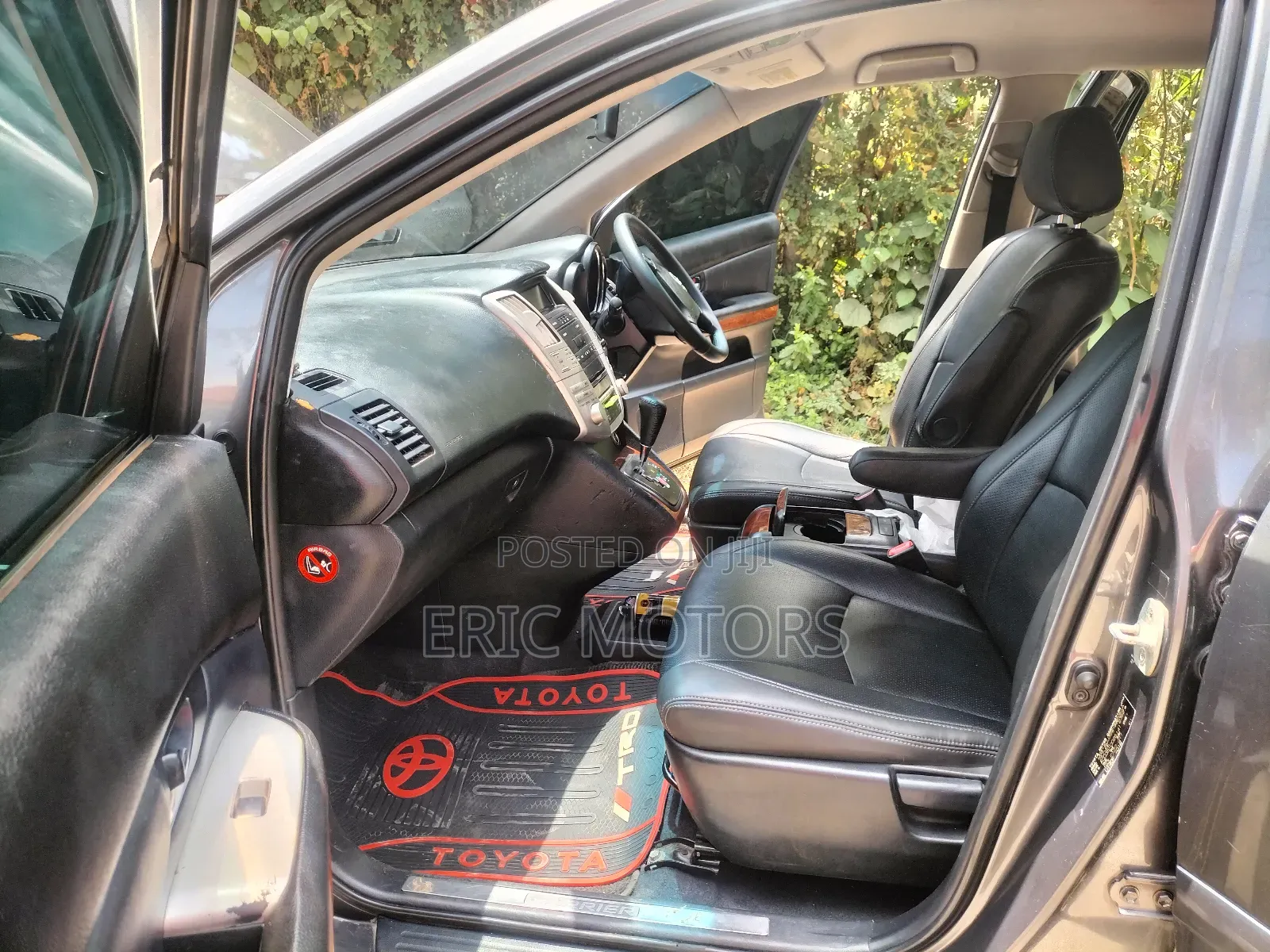 Toyota Harrier 2010 Gray