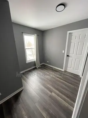 Affordable Laminate Flooring | 8mm 12mm Thickness