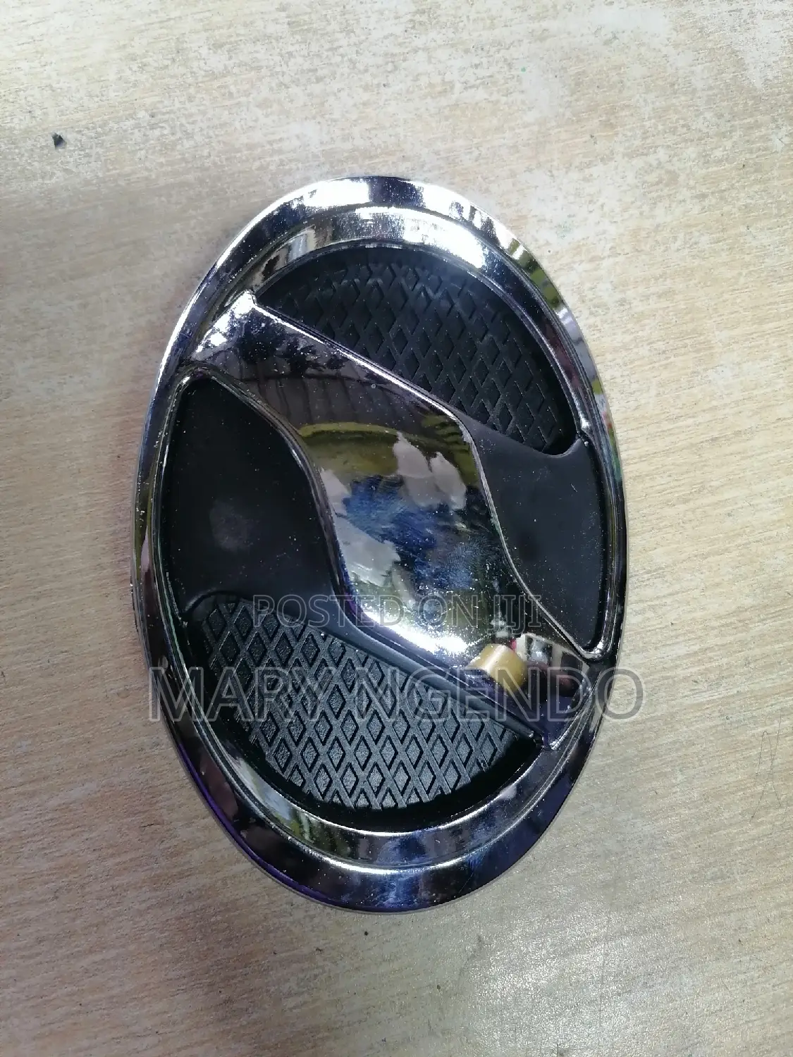 Grill Logo for Toyota Vitz