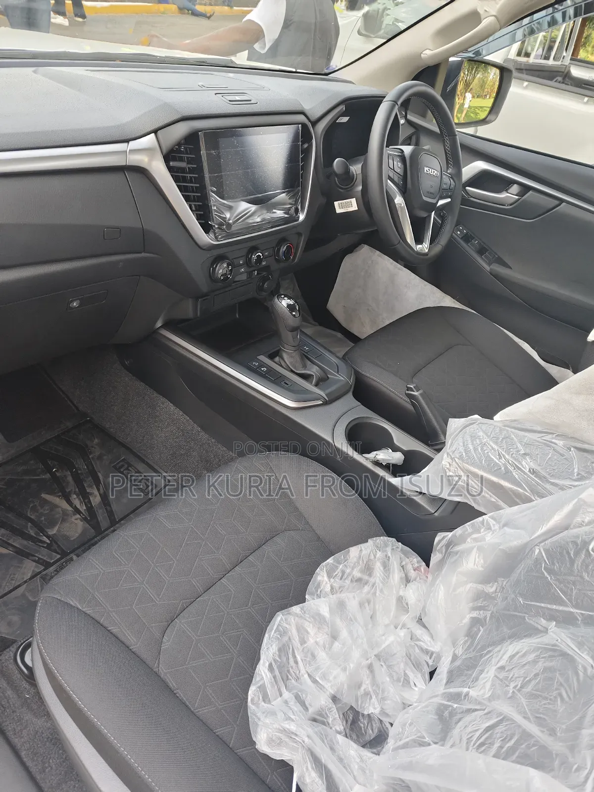 New Isuzu D-MAX 2025