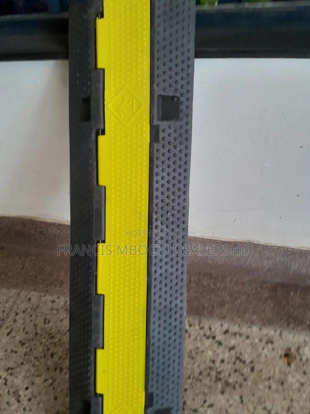 Hose Protectors/ Cable Protector Lamp - thumbnail 3