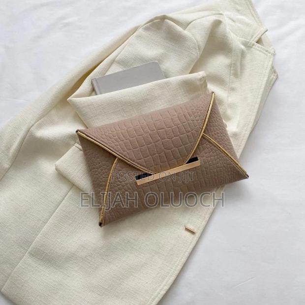 Envelope Cluch Bag* - thumbnail 4