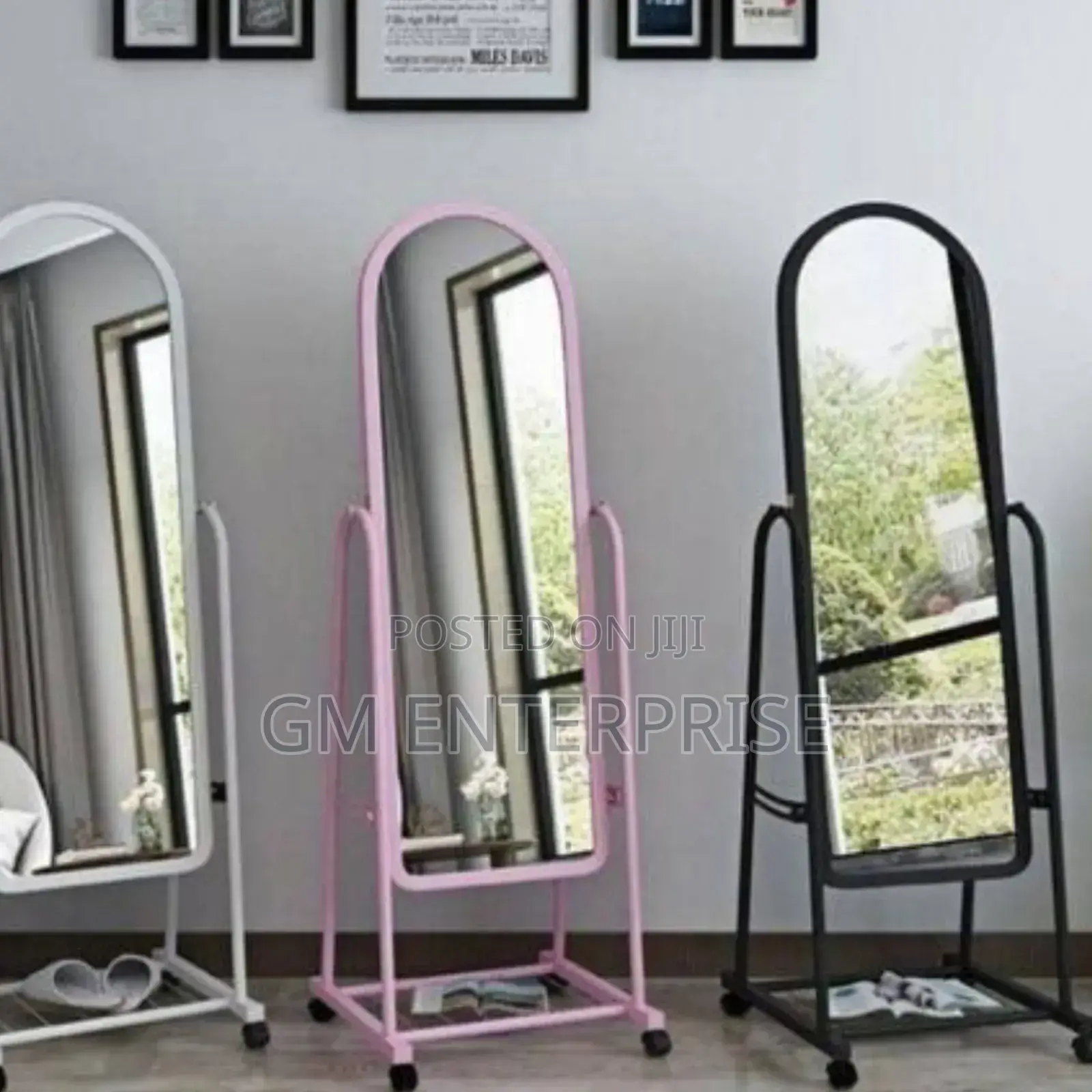 *Black Full Length Dressing Mirror With Wheels and Shoes Rack