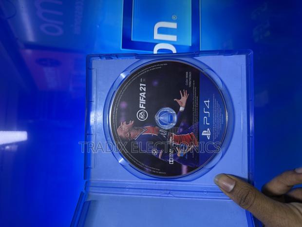 Fifa21 Football - main view