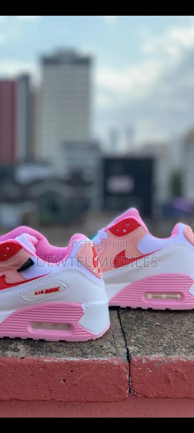 Airmax Valentine - main view