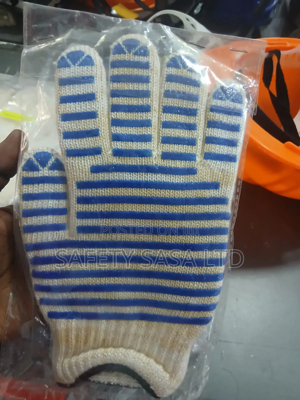 Heat Resistant / Oven Gloves