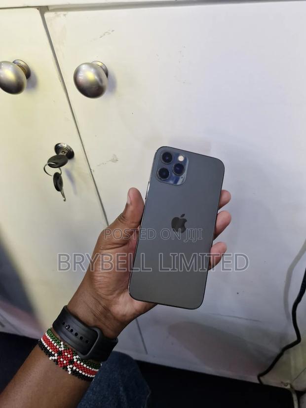 Apple iPhone 12 Pro 256 GB Black - thumbnail 7