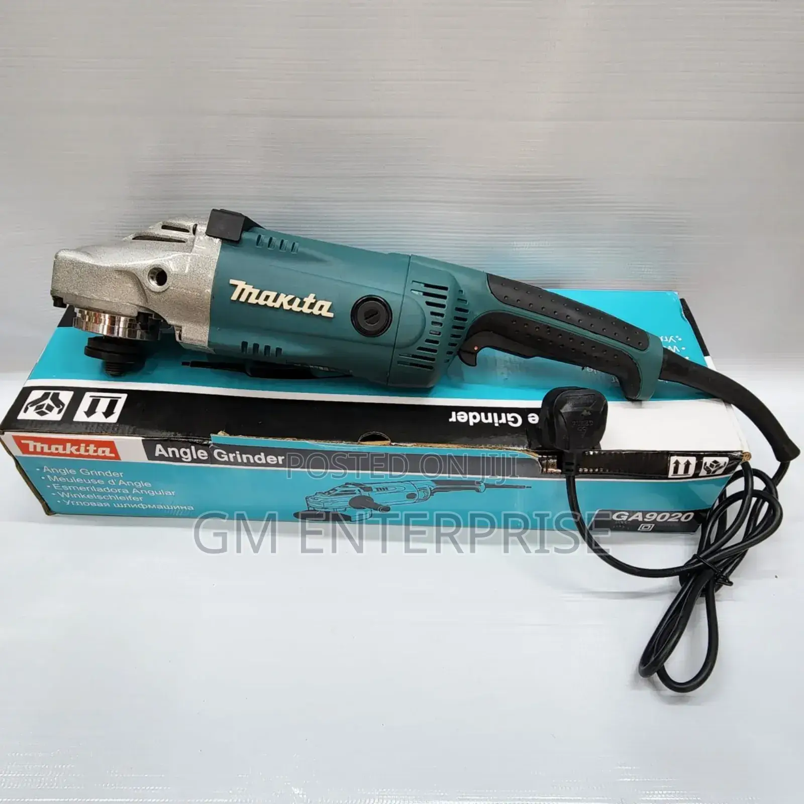 Makita Grinder 9 Inches