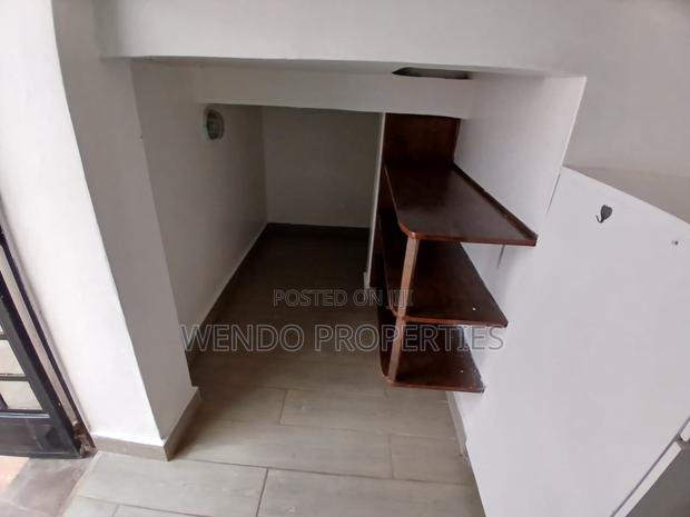2bdrm Duplex in Karen C for rent