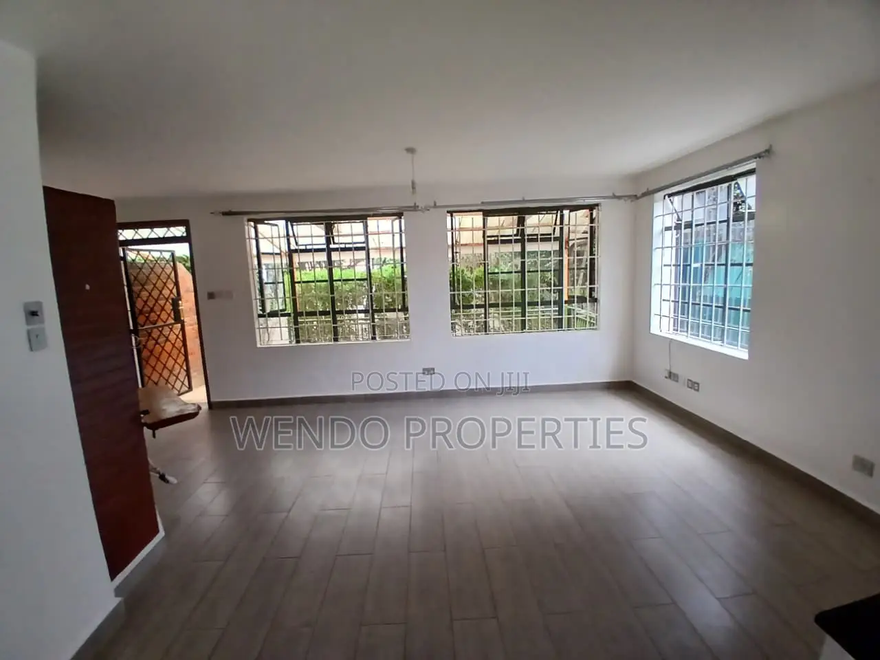 2bdrm Duplex in Karen C for rent