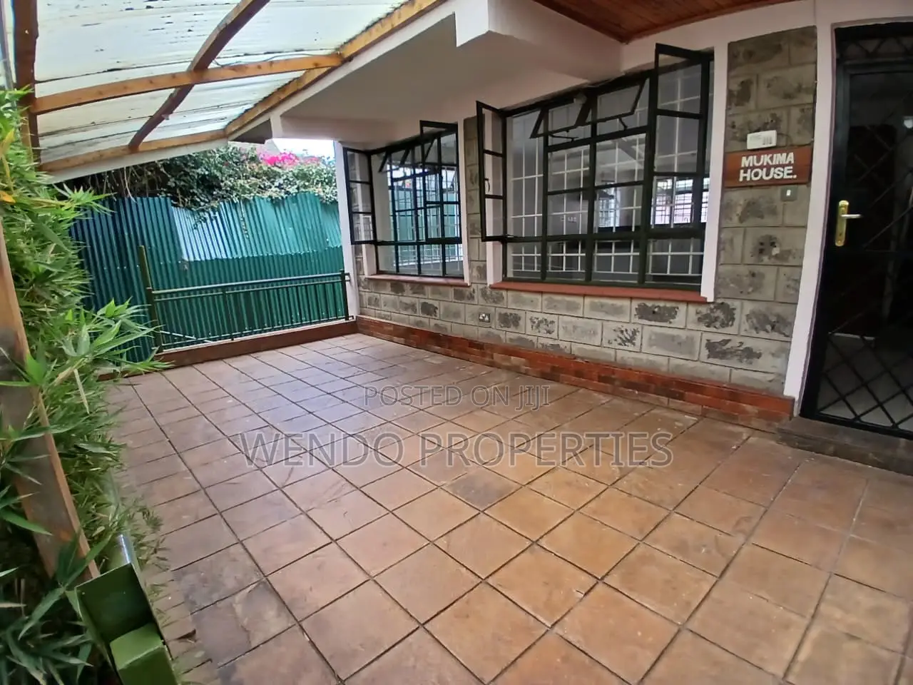 2bdrm Duplex in Karen C for rent