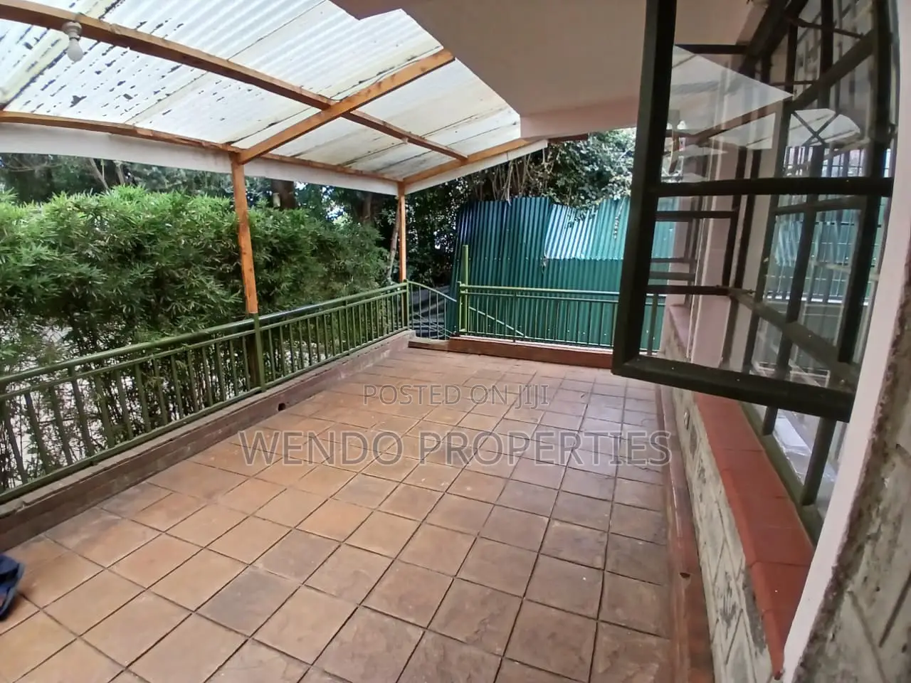 2bdrm Duplex in Karen C for rent