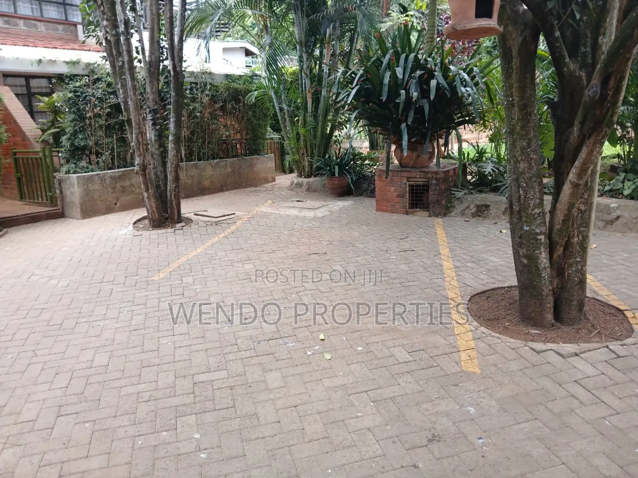 2bdrm Duplex in Karen C for rent
