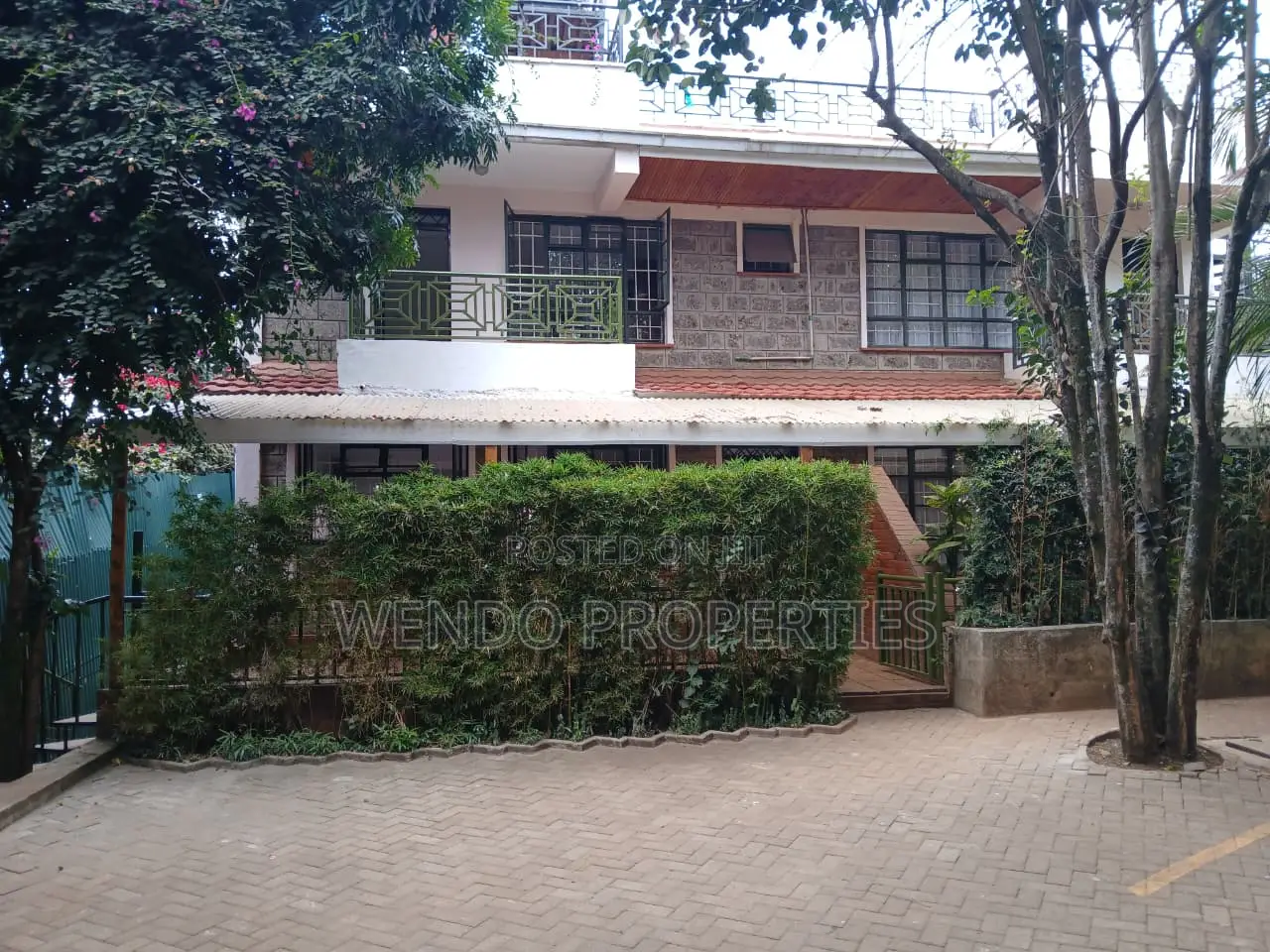 2bdrm Duplex in Karen C for rent