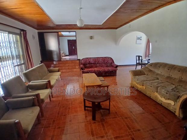 4bdrm Bungalow in Hardy for rent - thumbnail 14