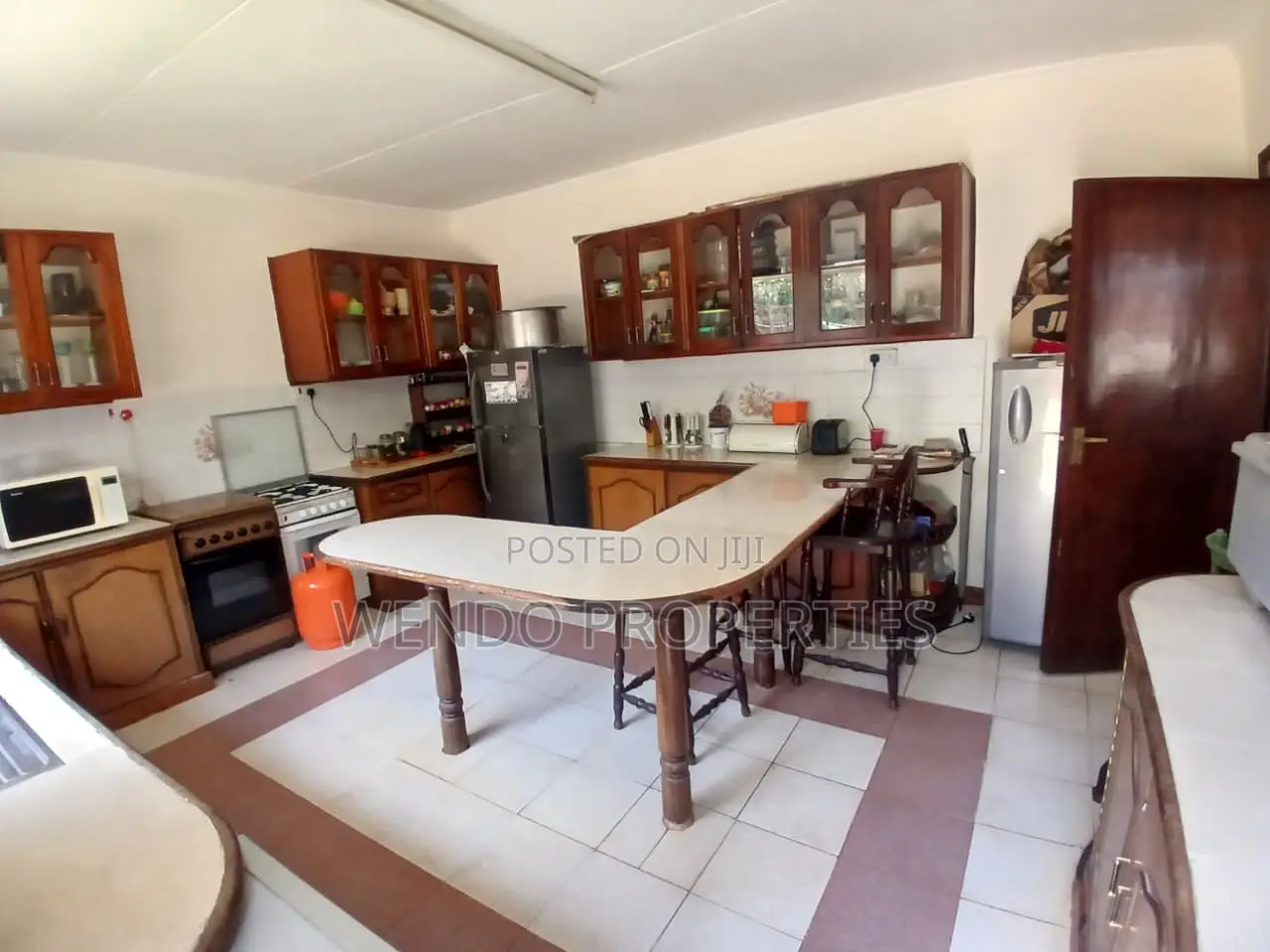 4bdrm Bungalow in Hardy for rent