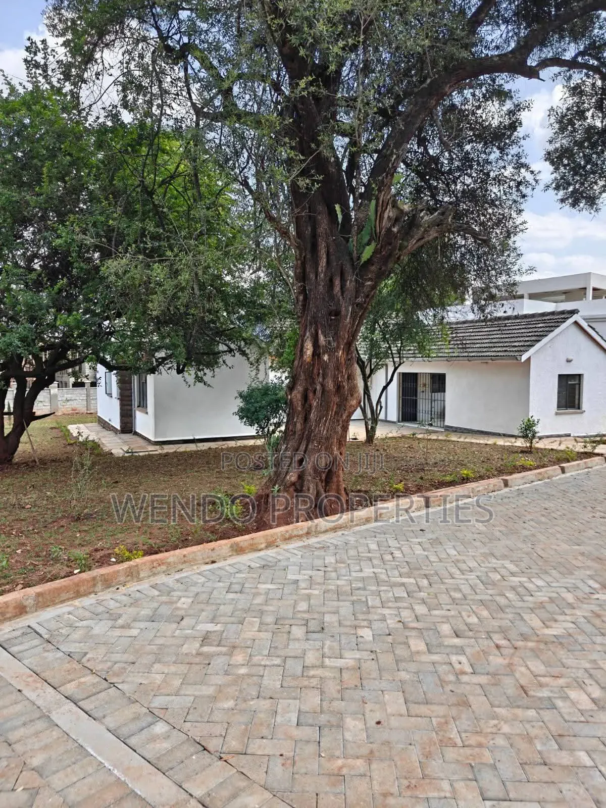 3bdrm Bungalow in Karen for rent