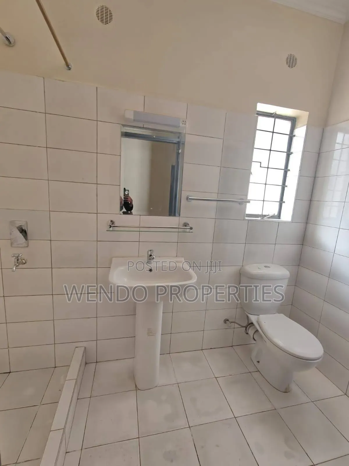 3bdrm Bungalow in Karen for rent