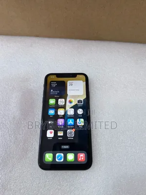 Apple XR 64 GB Black