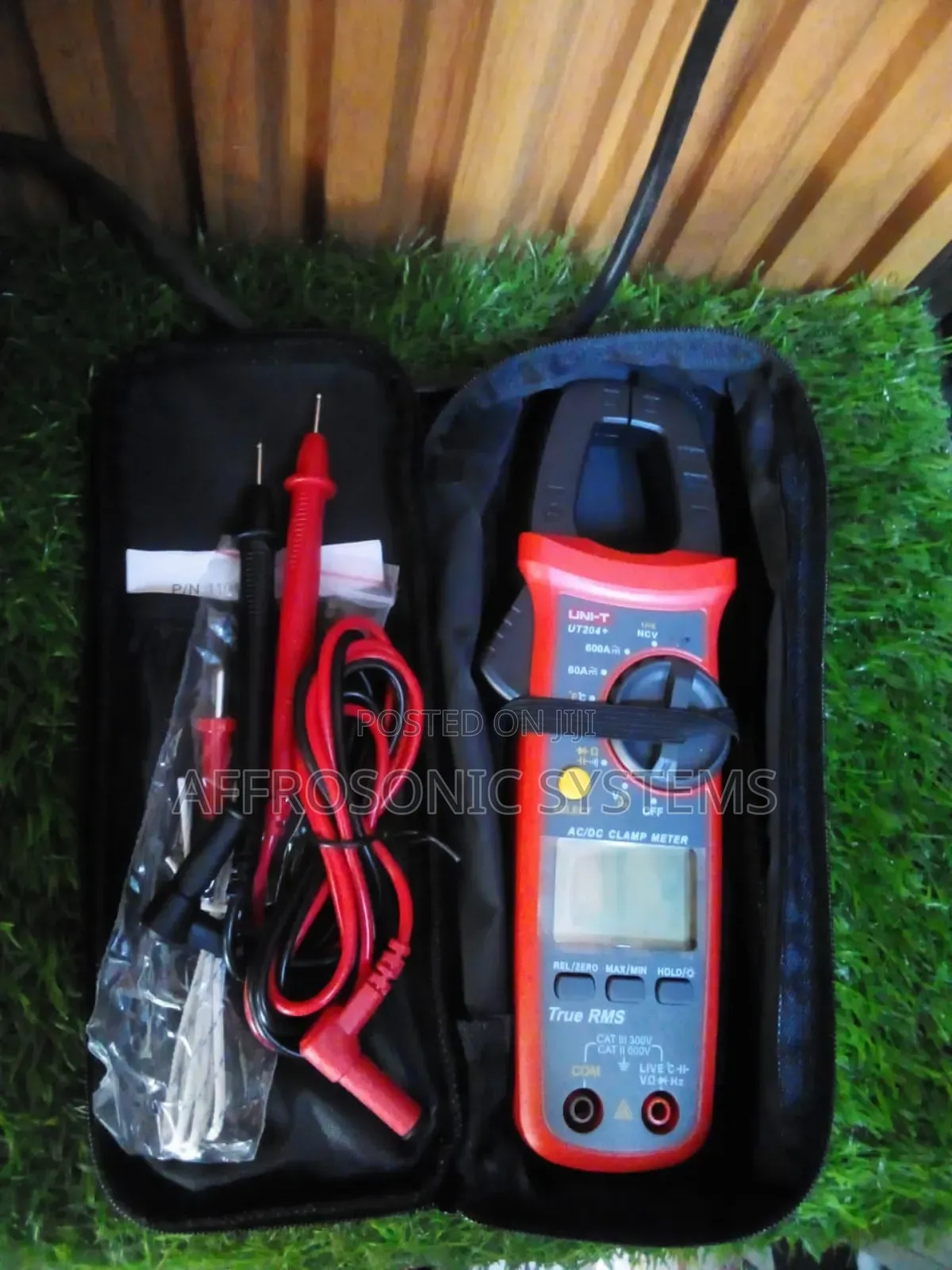 Clamp Uni -T 204+