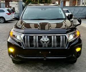 Toyota Land Cruiser Prado 2.8 2019 Black