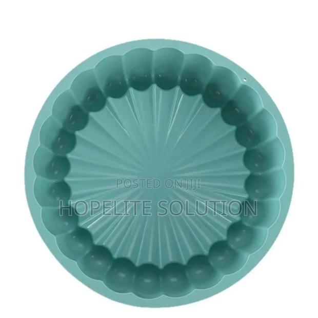 Round Silicon Baking Tin - thumbnail 4