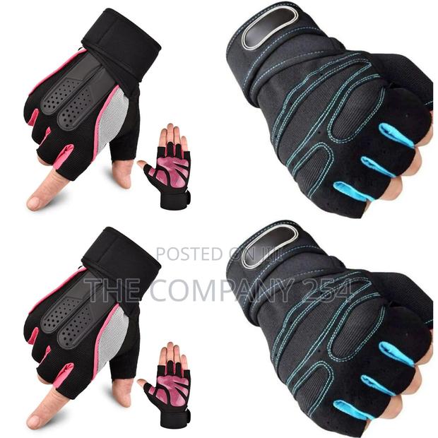 Quality Protective Unisex Acrobat Gymnastic Grip Enhancing Gym Gloves