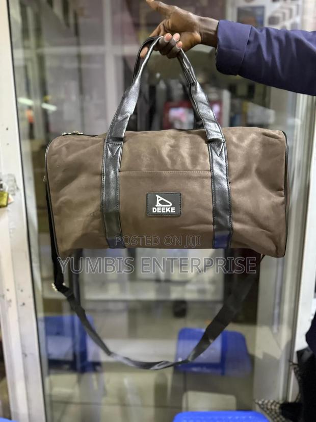 Brown Trendy Canvas Medium Stylish Travel Bags