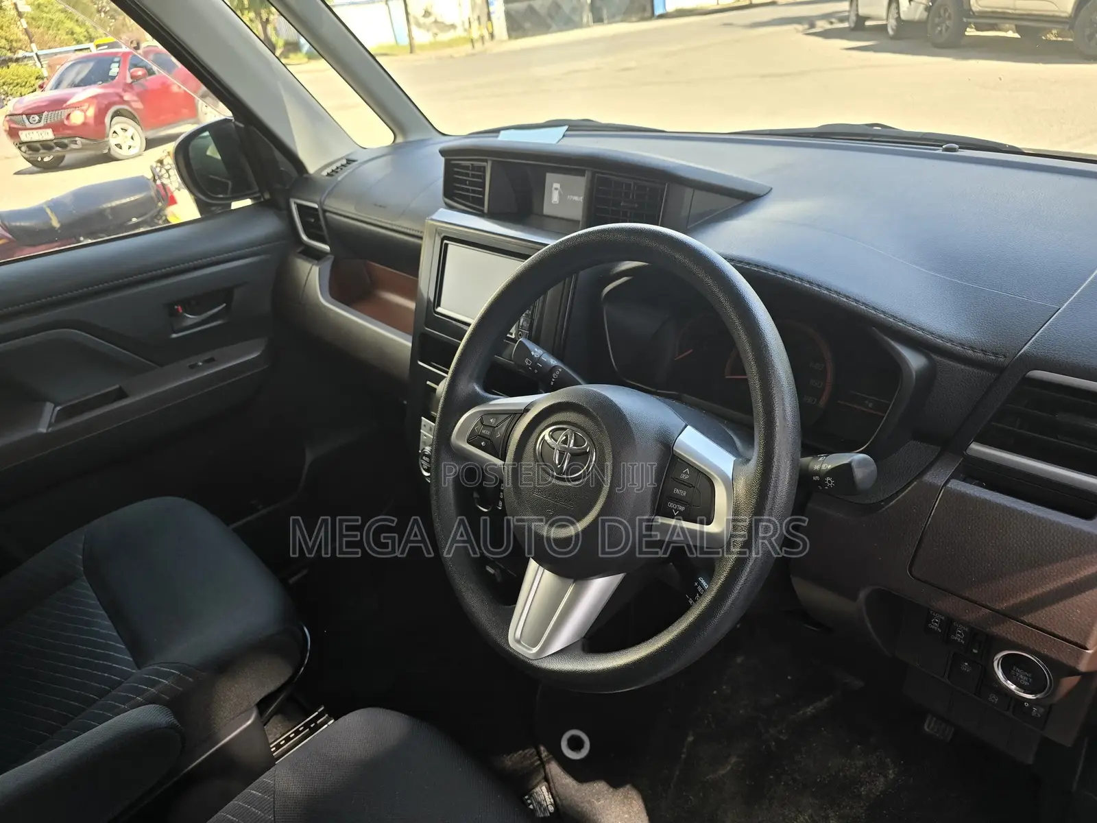 Toyota Roomy 2018 Black
