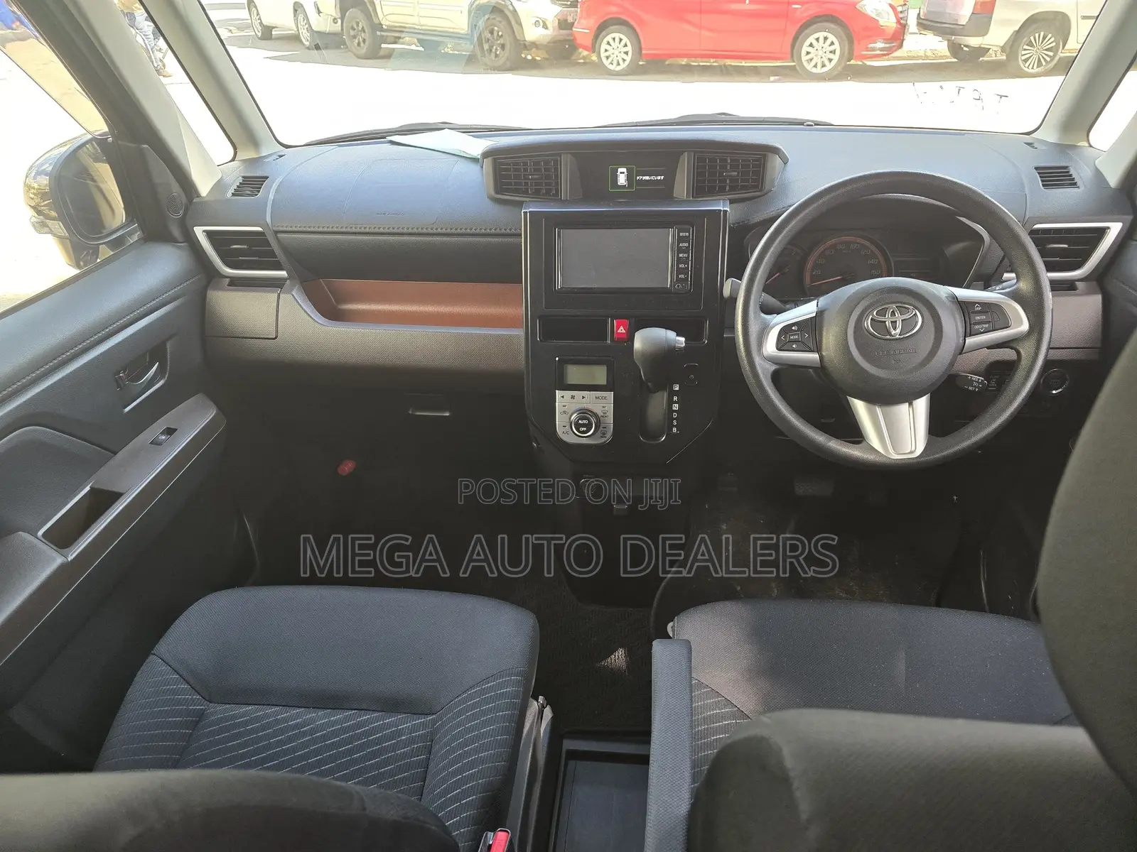 Toyota Roomy 2018 Black