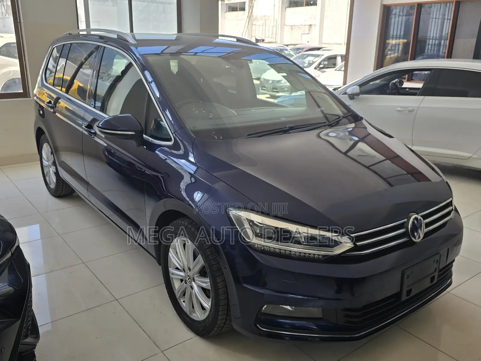 Volkswagen Touran 2018 Blue